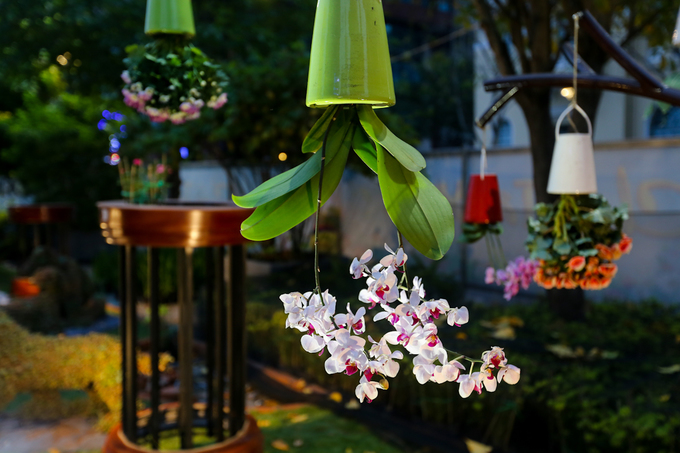 Đường[-]hoa[-]Nguyễn[-]Huệ[-]trước[-]ngày[-]khai[-]mạc